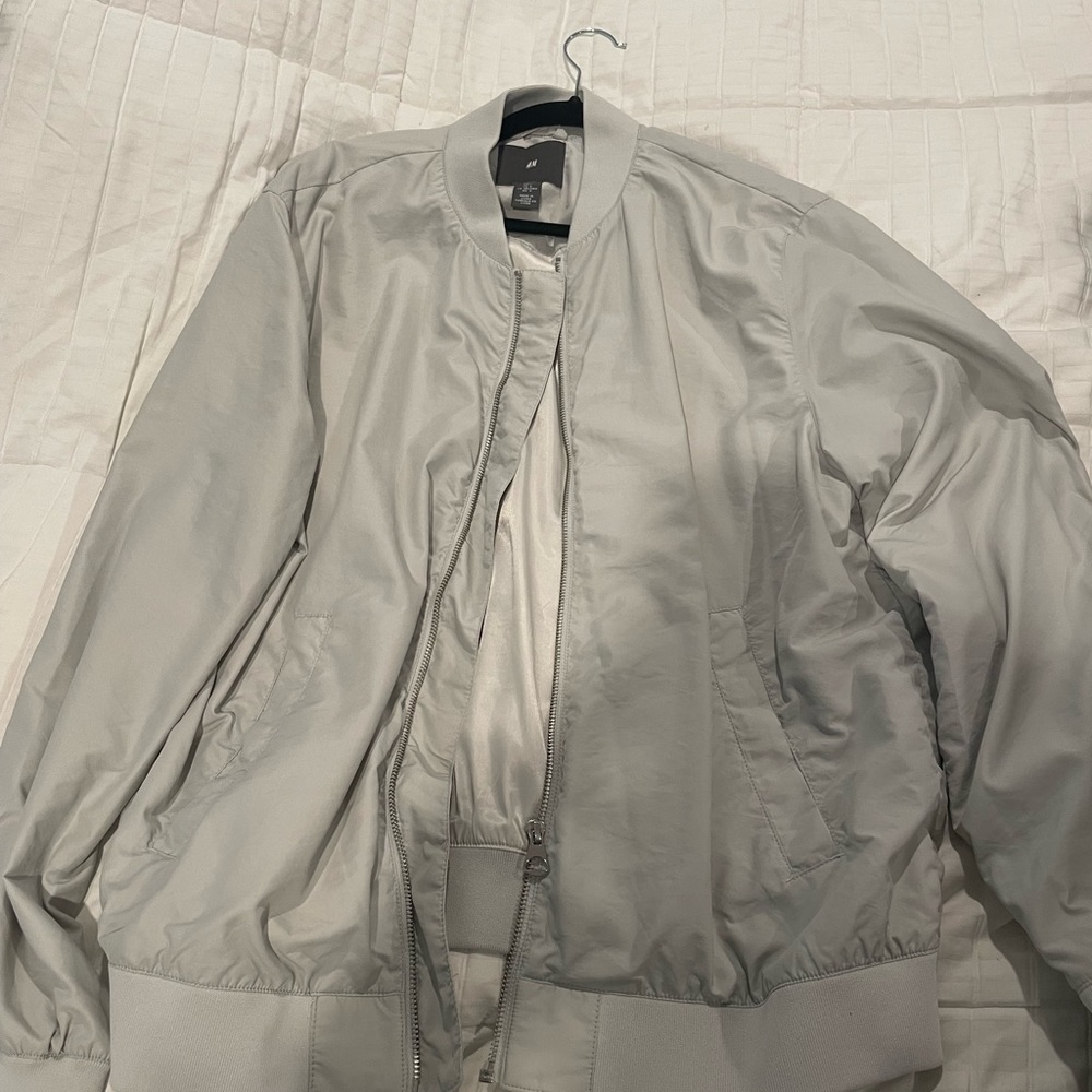 H&M bomber jacket size large